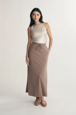 Midi skirt with elastic waist